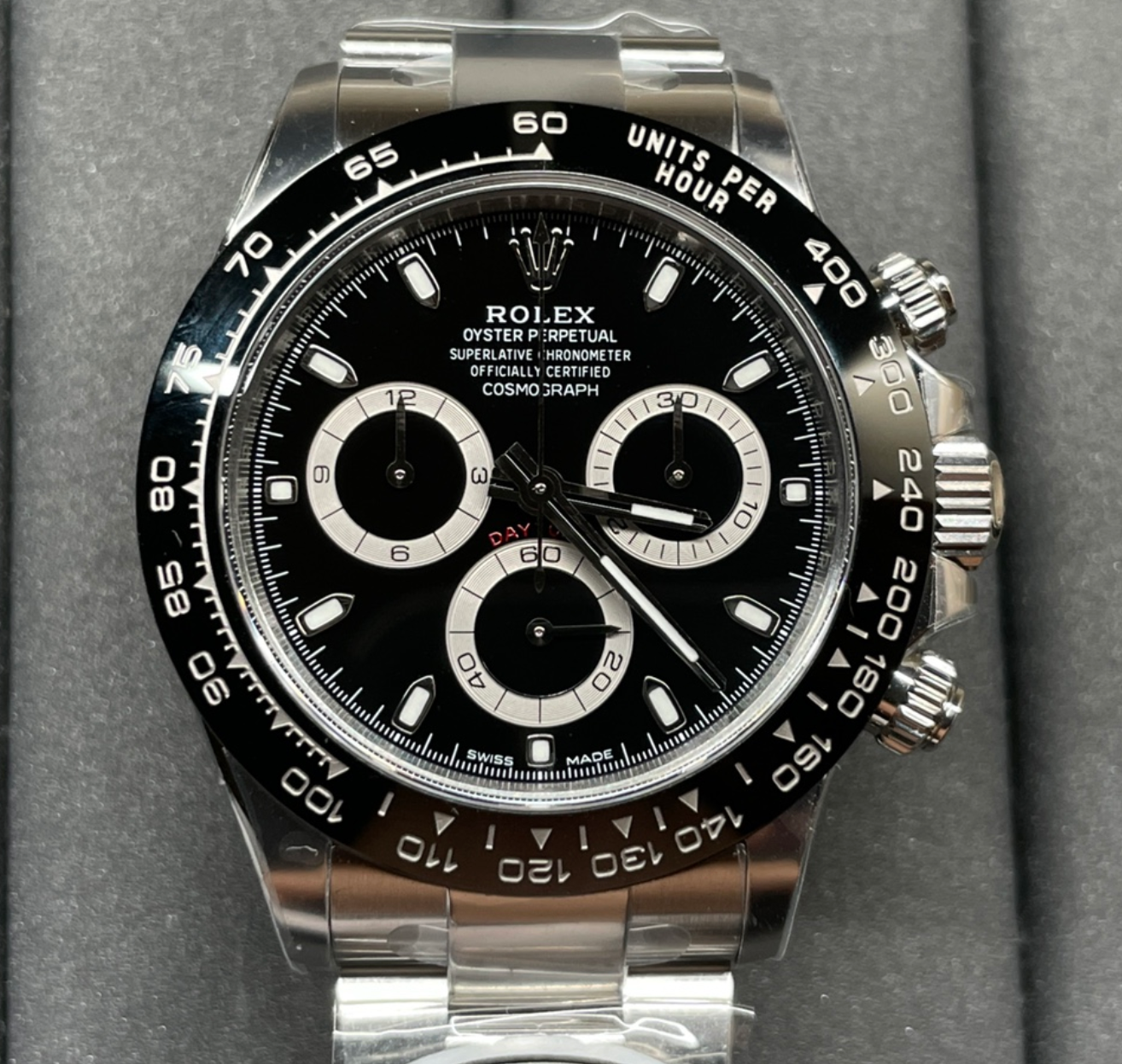 ROLEX DAYTONA (BLACK DIAL)