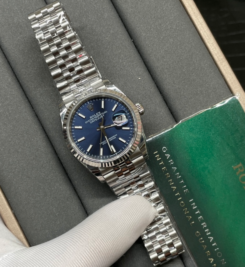 ROLEX DAYJUST 36 MM (BLUE DIAL)