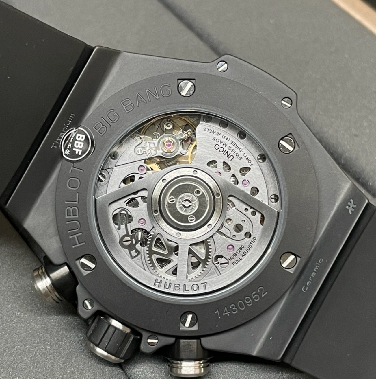 HUBLOT BIGBANG BLACK TITANIUM
