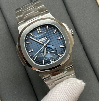 PATEK PHILIPPE SPORT NAUTILIUS