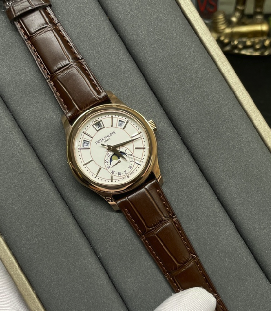 PATEK PHILIPPE PERPETUAL MOON-PHASE