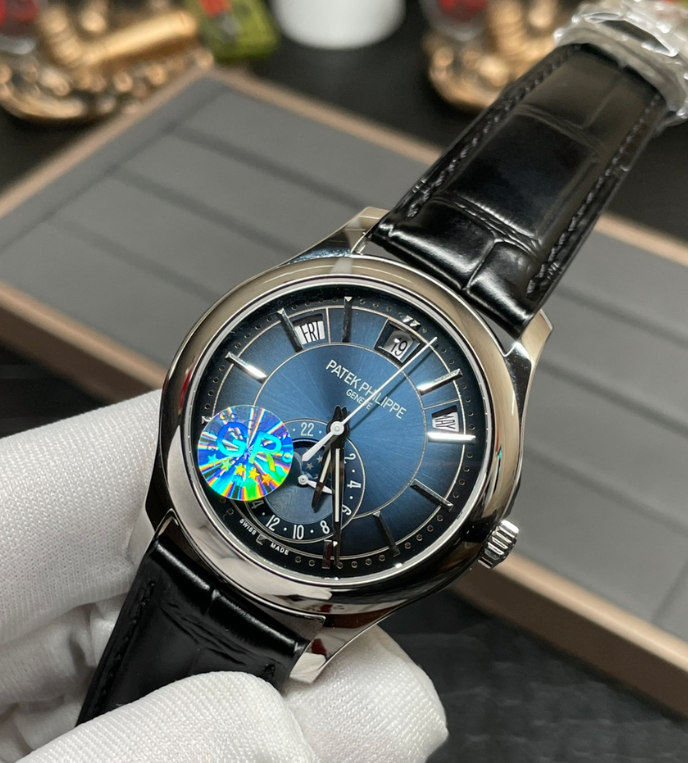PATEK PHILIPPE PERPETUAL MOON-PHASE (BLUE DIAL)