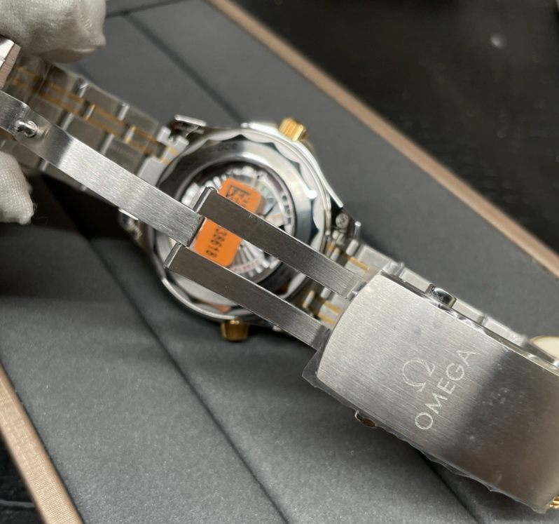 OMEGA SEAMASTER 300 GOLD BLACK 3300