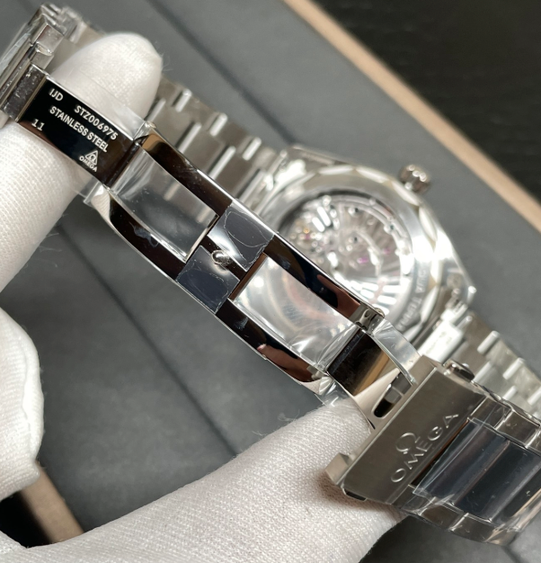 OMEGA SEAMASTER BLACK TEAK GRAIN