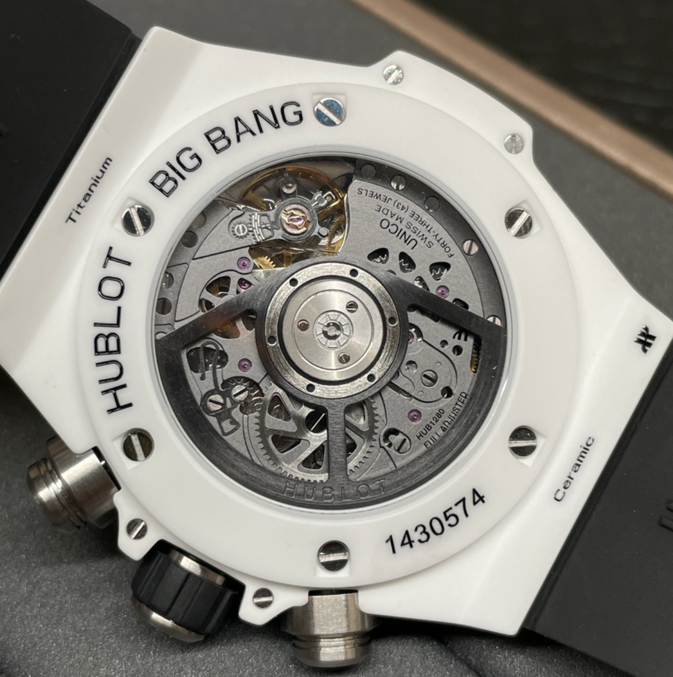 HUBLOT BIGBANG CERAMIC/TITANIUM