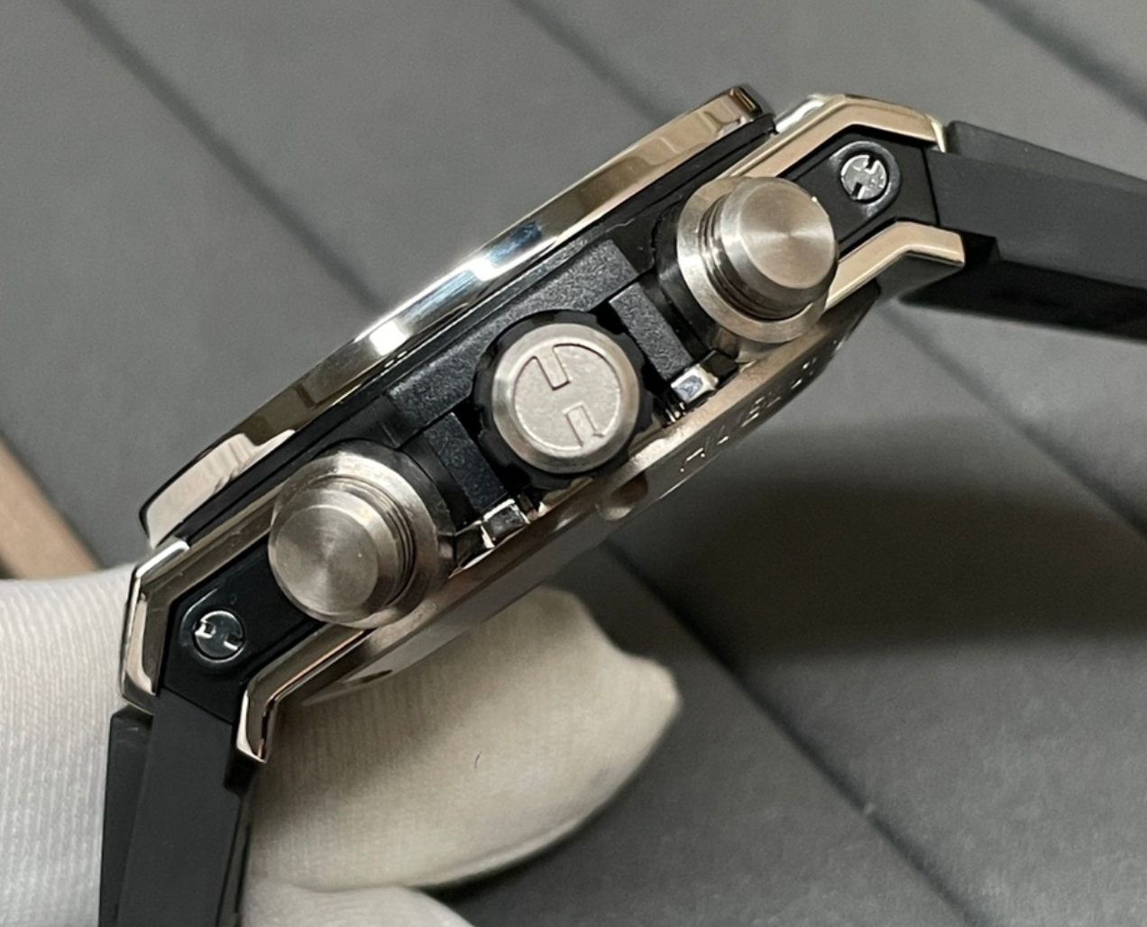 HUBLOT BIGBANG TITANIUM