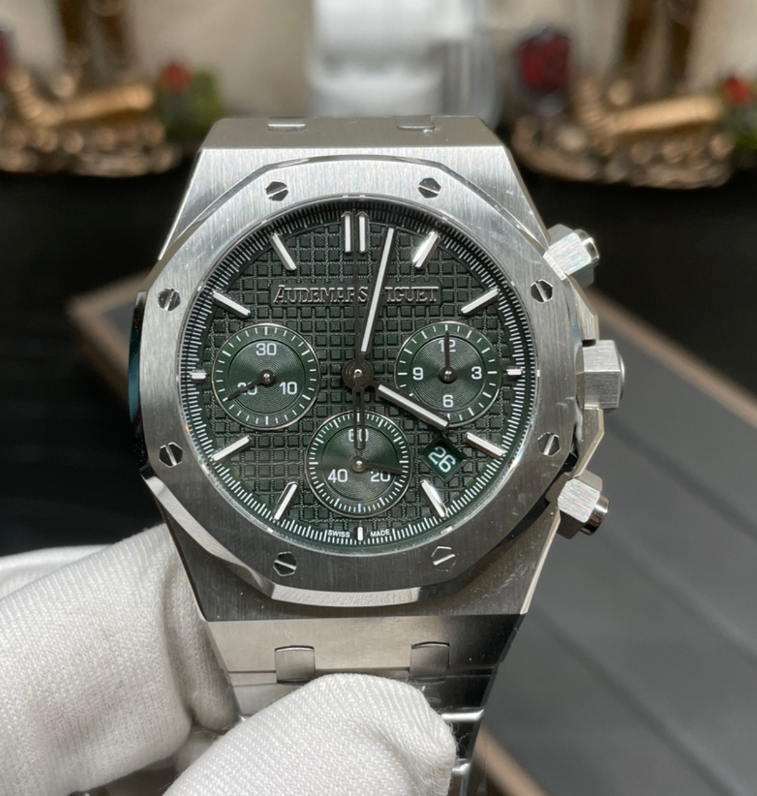AUDEMARS PIGUET ROYAL OAK GREEN DIAL